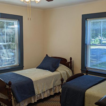 Blooming Inn Shelburne Falls Esterno foto