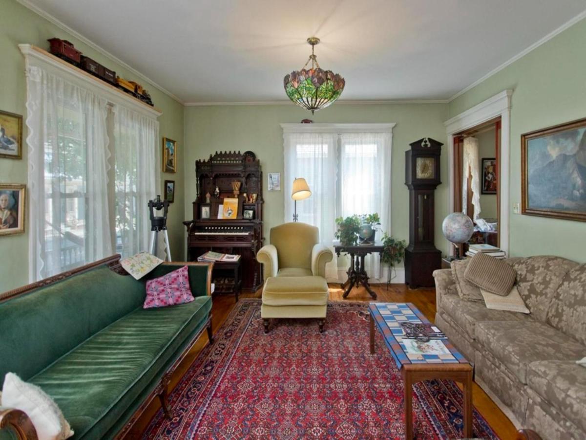 Blooming Inn Shelburne Falls Esterno foto