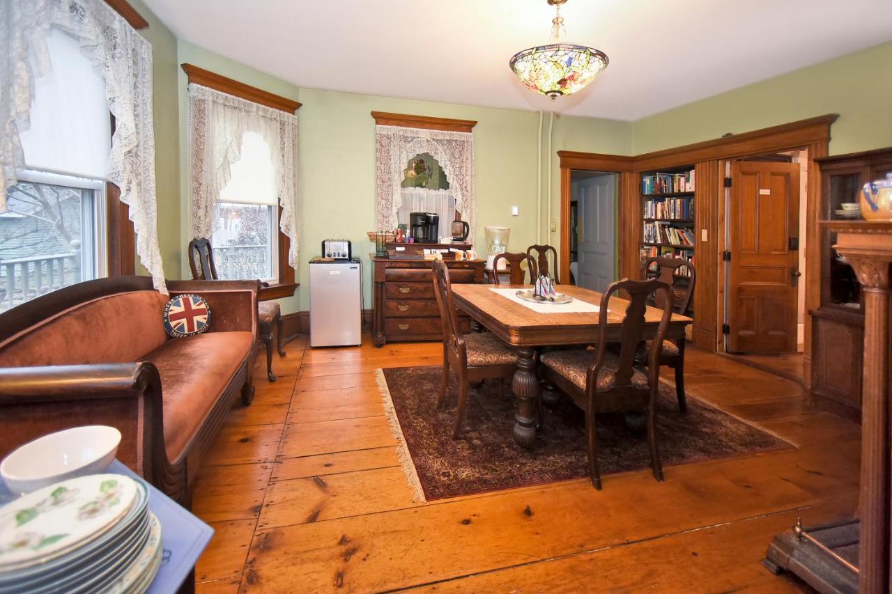 Blooming Inn Shelburne Falls Esterno foto