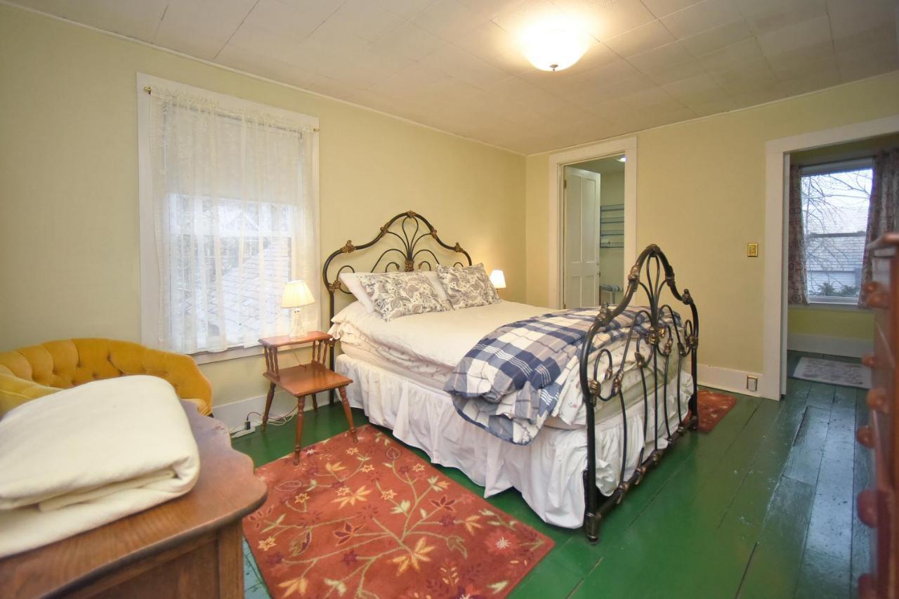 Blooming Inn Shelburne Falls Esterno foto